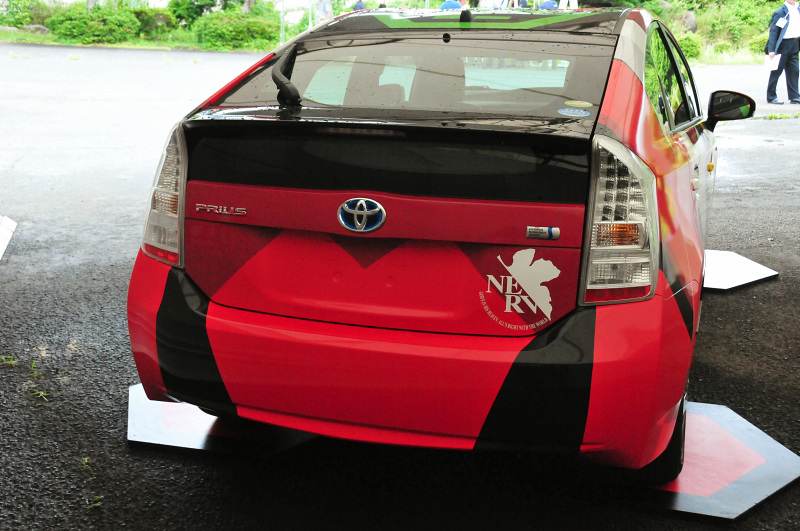 Illustration for article titled Toyota Continues to Chase Nerds (Now With Less Awkwardness)